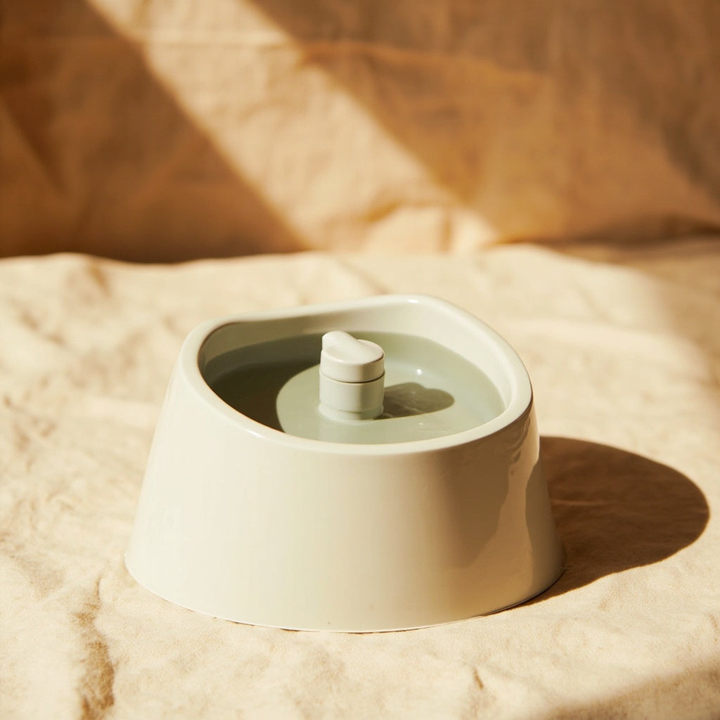Self-Cleaning Pet Water Fountain - Hearth & Hide